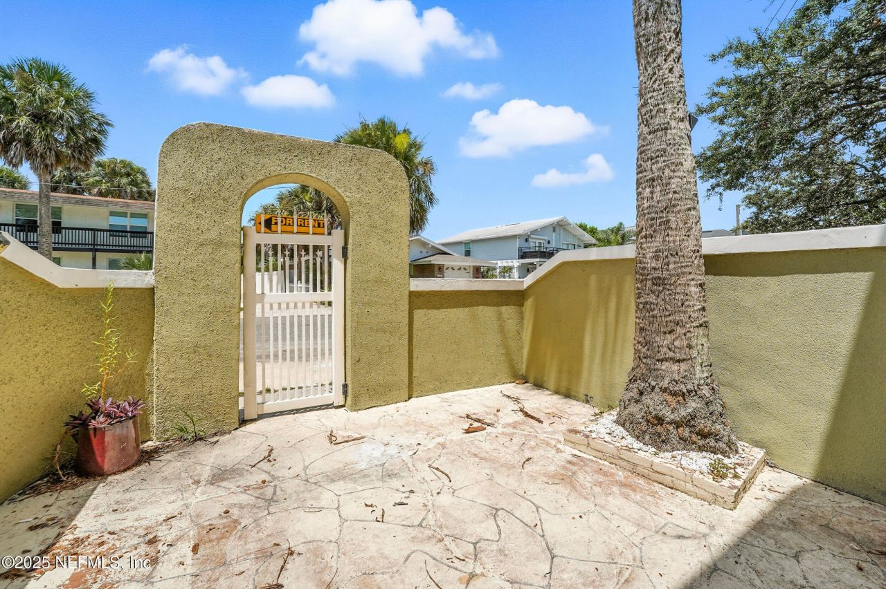 229 Margaret Street, Neptune Beach, FL 32266 Photo