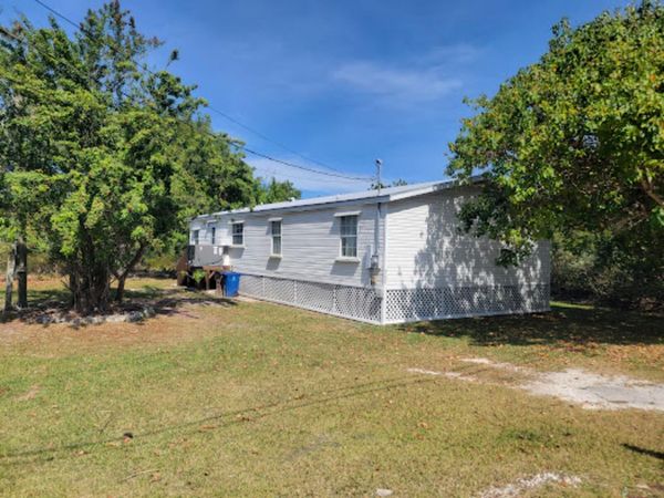 31037 Avenue D, Big Pine, FL 33043