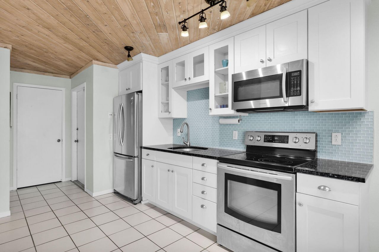 119 Cortez Drive, Unit APT G11, Islamorada, FL 33036 Photo