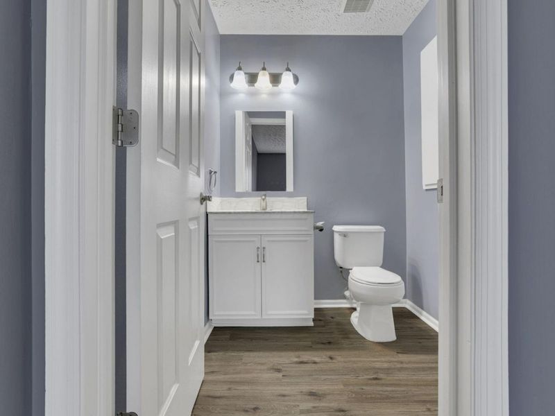 5621 Cedar Springs, Columbus, OH 43228 Photo 25