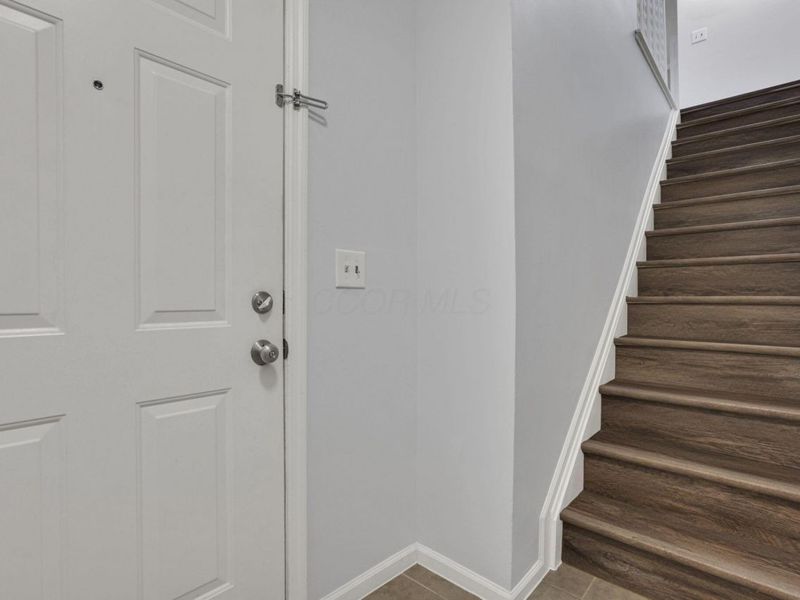 5621 Cedar Springs, Columbus, OH 43228 Photo 3