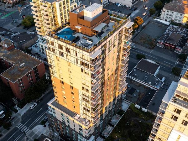 845 Johnson St , Unit 1601, Victoria, BC V8W 0G3