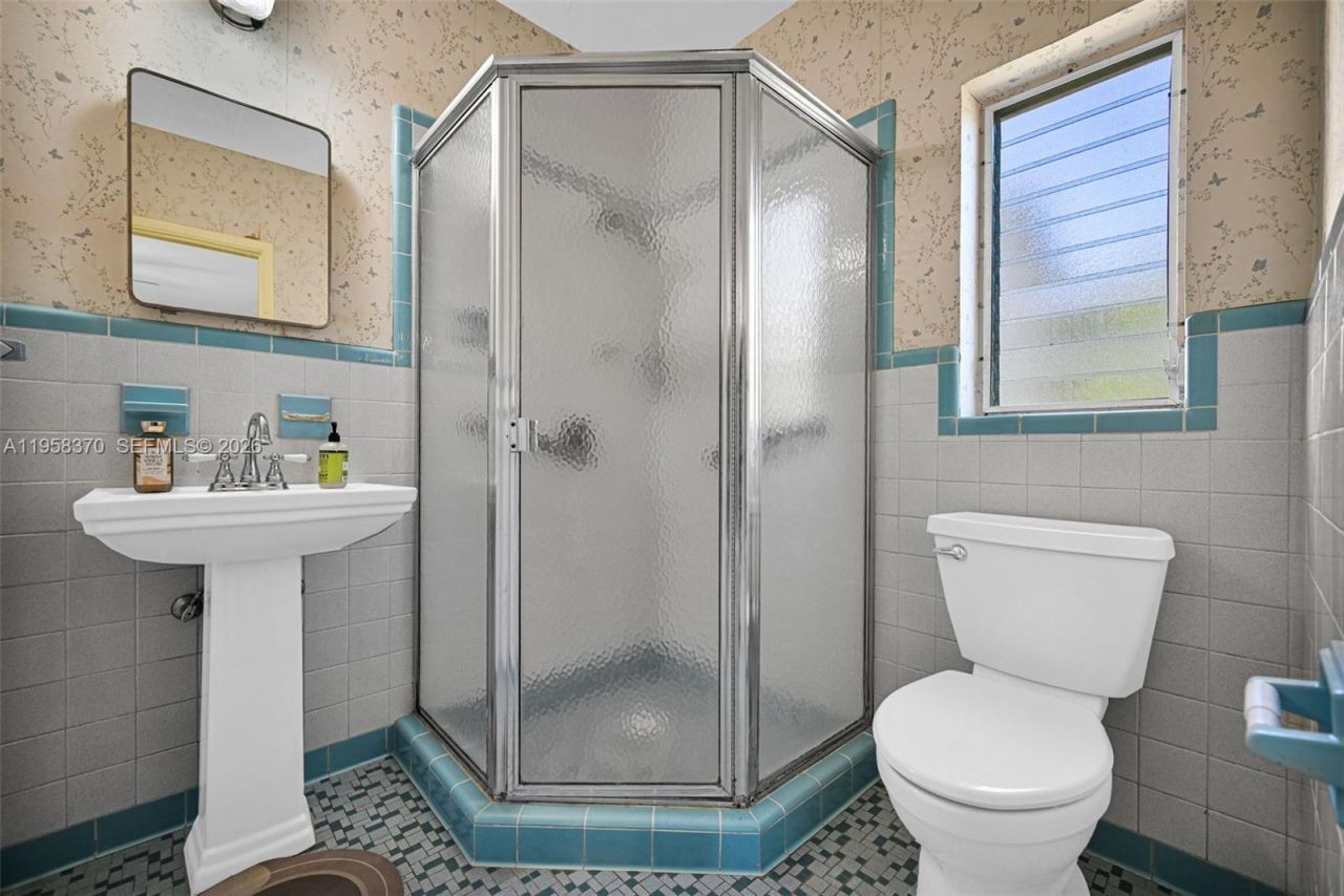 6303 SW 43rd St , South Miami, FL 33155 Photo