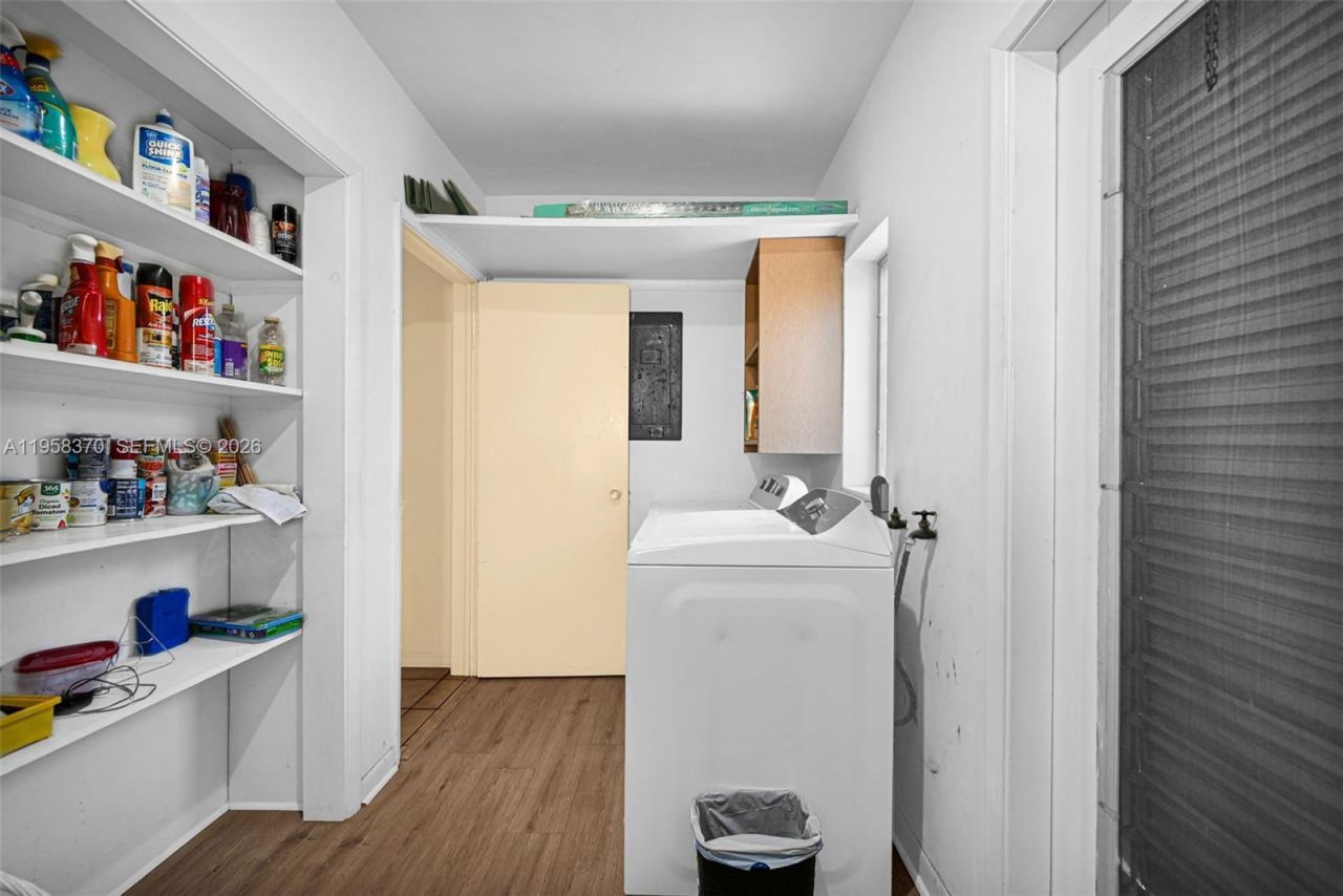 6303 SW 43rd St , South Miami, FL 33155 Photo