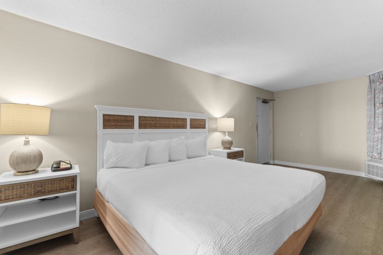 1501 S Ocean Blvd.  Photo 5