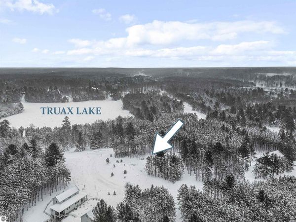 11055 French Court, Williamsburg, MI 49690