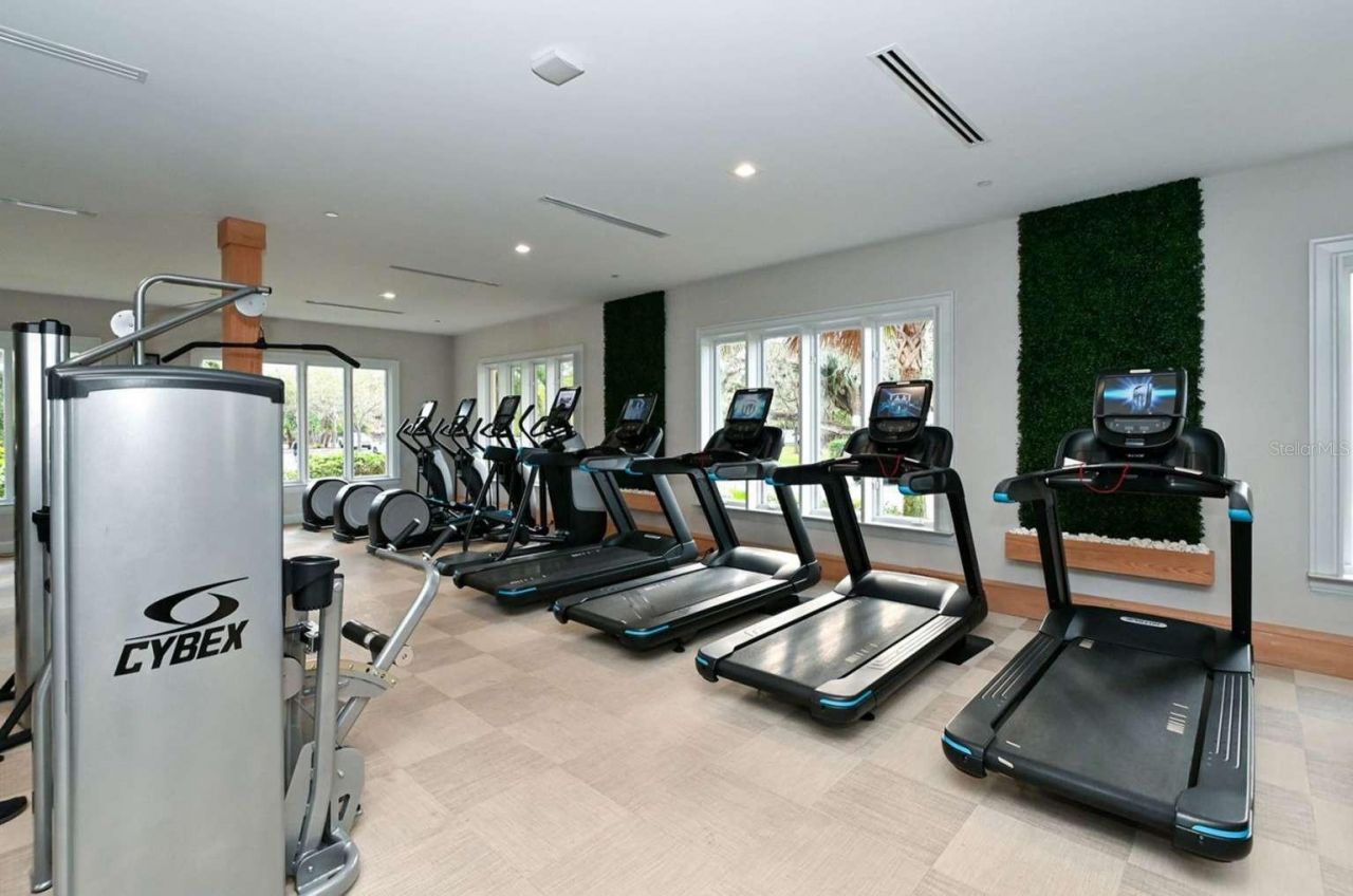 10310 Eastwood Drive, Bradenton, FL 34211 Photo