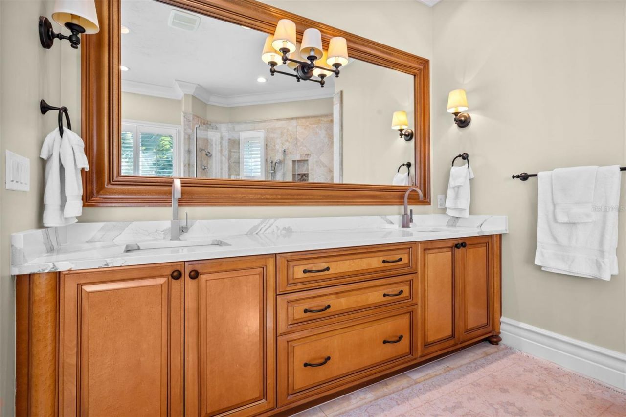 1394 Harbor Drive, Sarasota, FL 34239 Photo