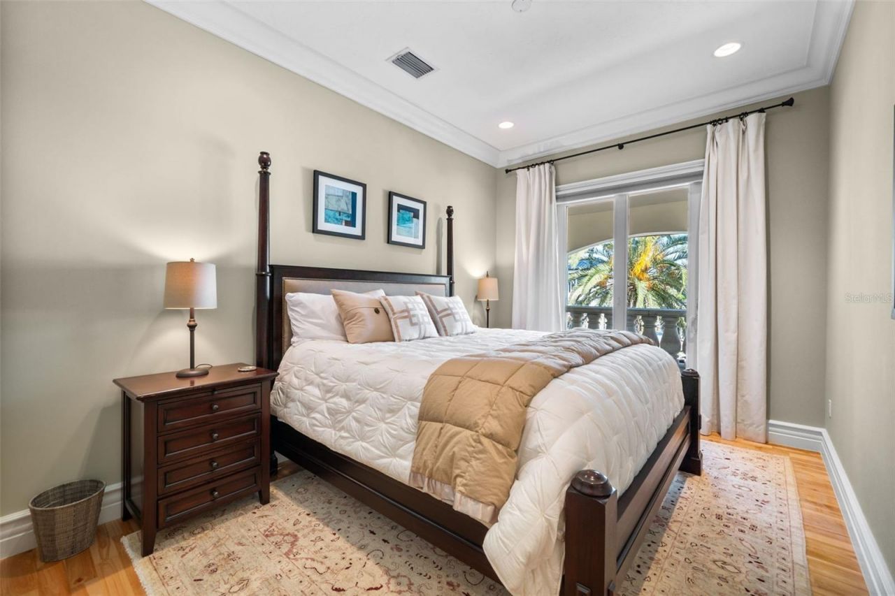 1394 Harbor Drive, Sarasota, FL 34239 Photo