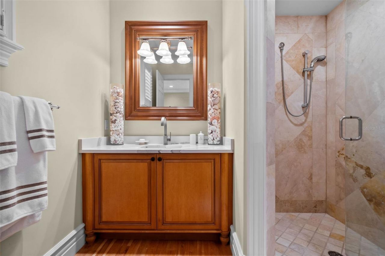 1394 Harbor Drive, Sarasota, FL 34239 Photo