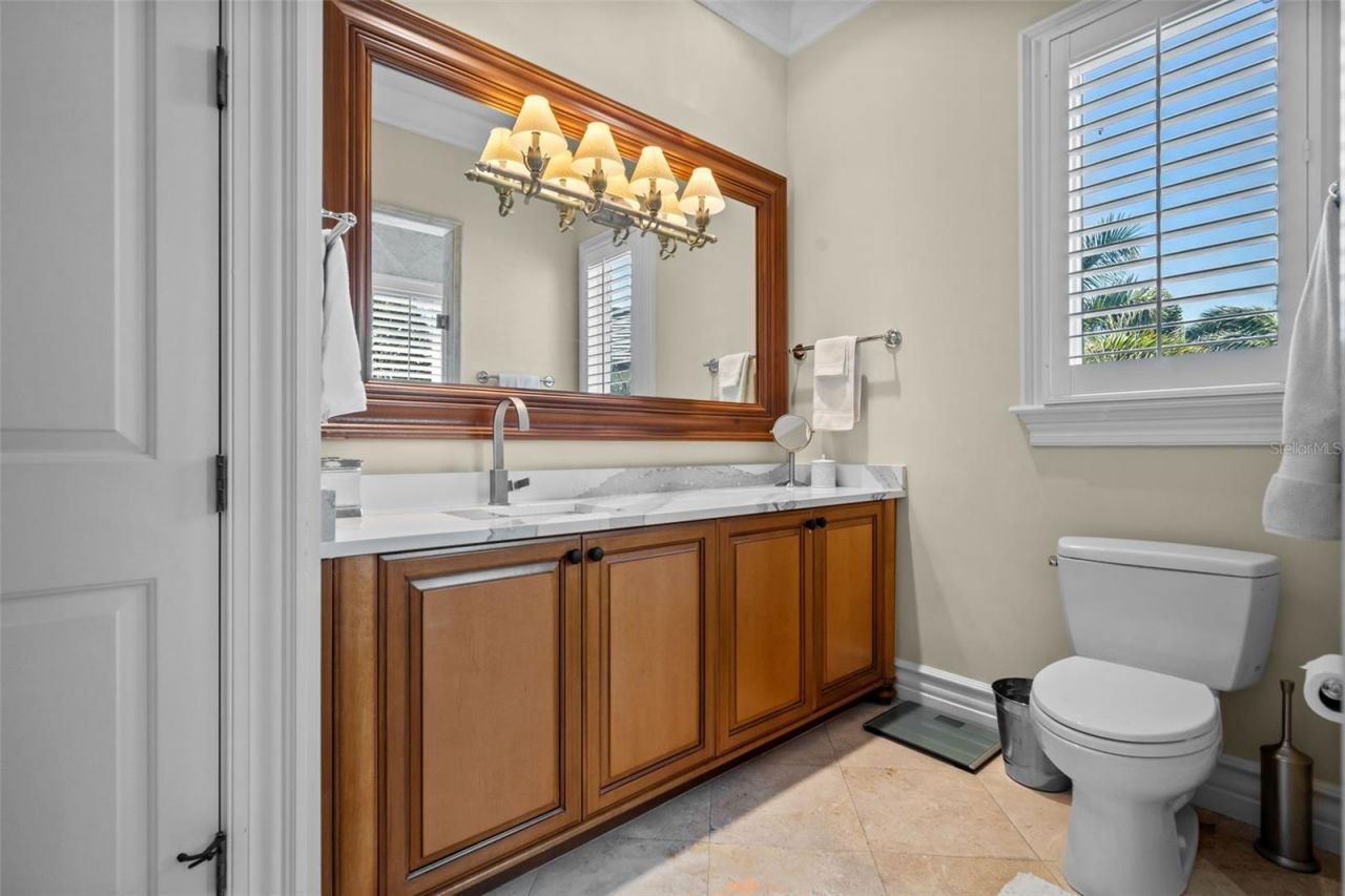 1394 Harbor Drive, Sarasota, FL 34239 Photo