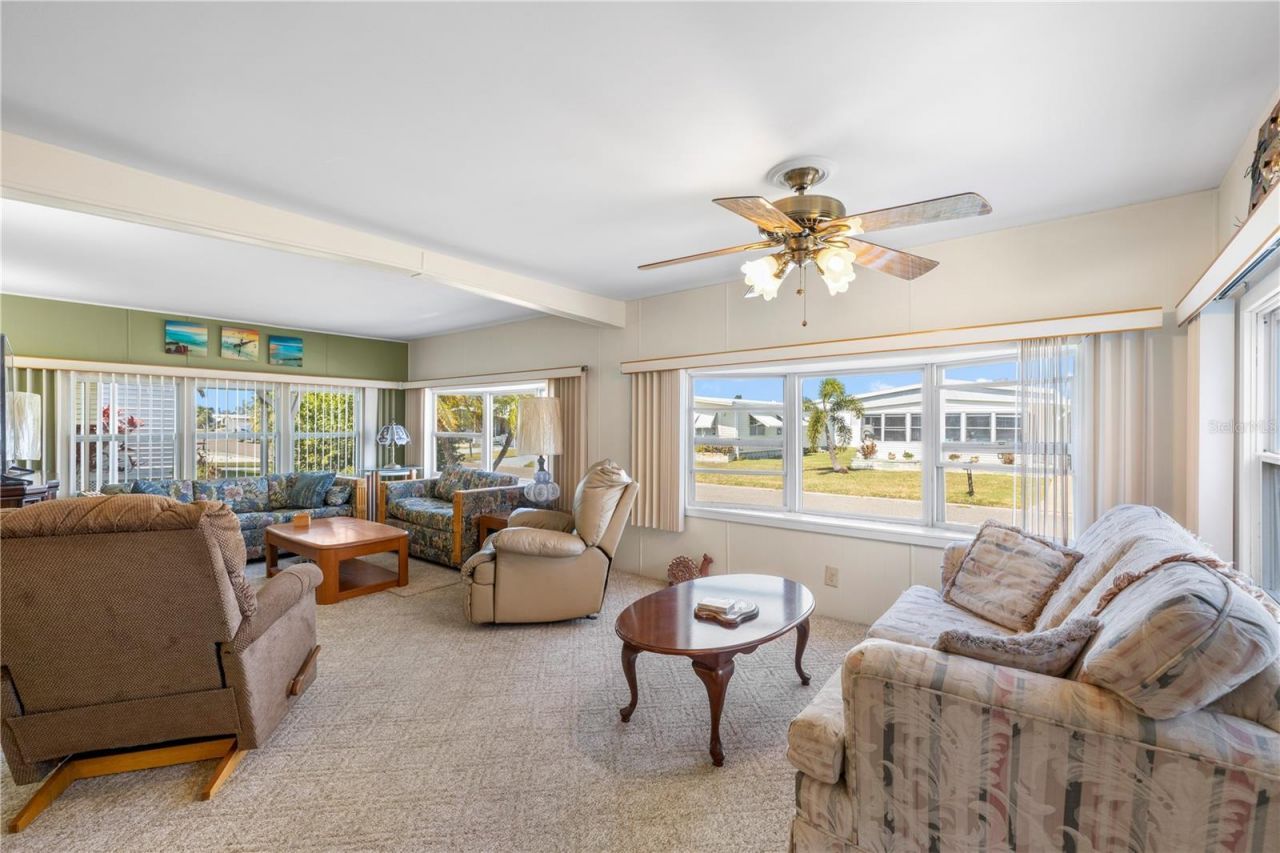 204 51st Avenue E, Bradenton, FL 34203 Photo