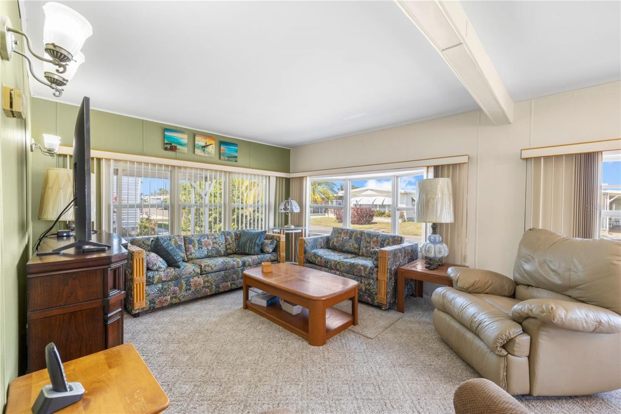 204 51st Avenue E, Bradenton, FL 34203 Photo