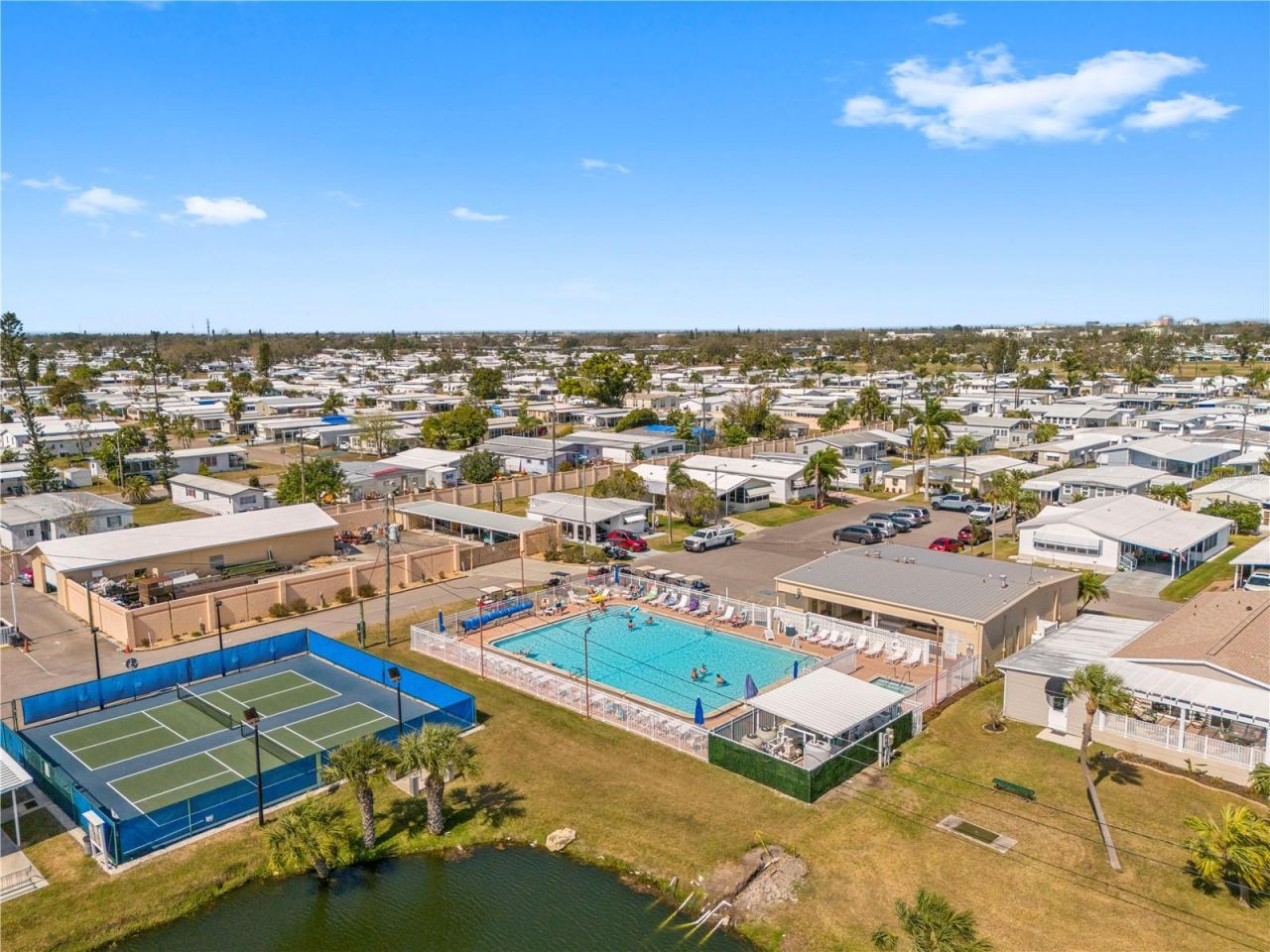 204 51st Avenue E, Bradenton, FL 34203 Photo