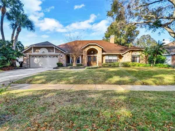 8021 LANDGROVE COURT, ORLANDO, FL 32819