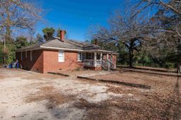 202 & 204 Hendrix Street photo 4