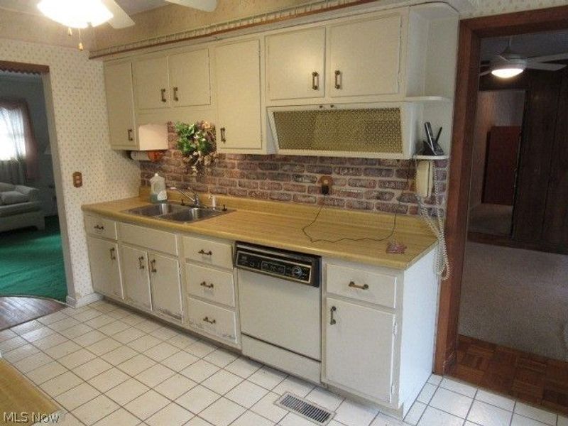 7967 N Gannett Road, Northfield, OH 44067 Photo 14