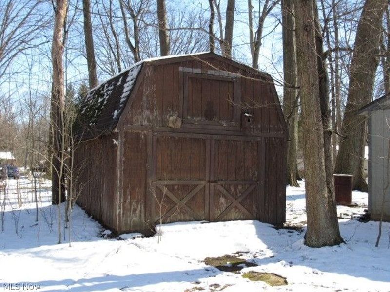 7967 N Gannett Road, Northfield, OH 44067 Photo 3