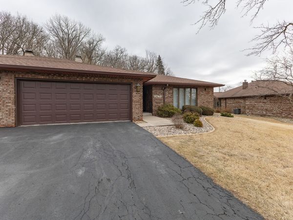 3748 53rd Street, Moline, IL 61265