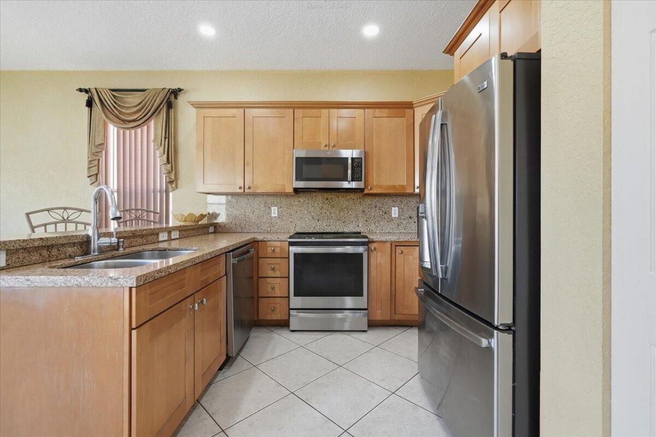 2111 SW 148th Avenue, Miramar, FL 33027 Photo