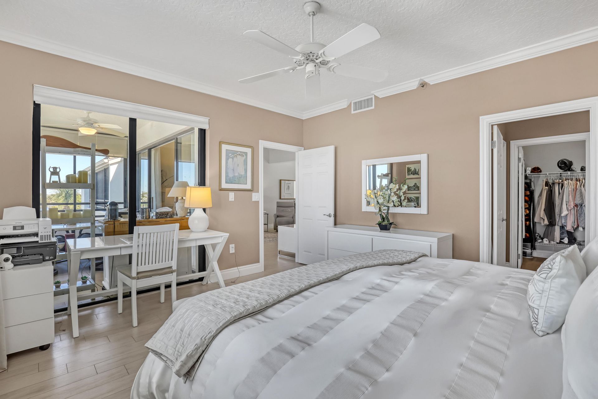 945 Oak Harbour Drive, Unit 945, Juno Beach, FL 33408 Photo