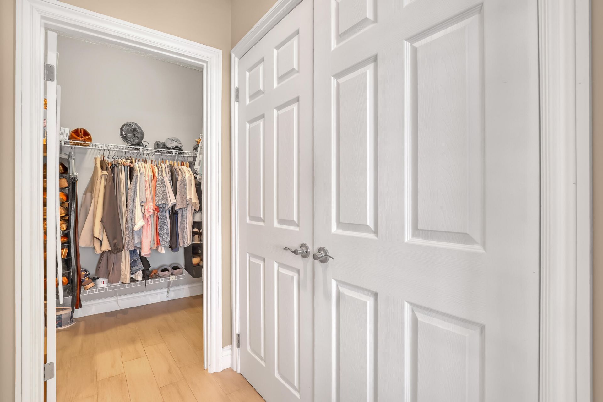 945 Oak Harbour Drive, Unit 945, Juno Beach, FL 33408 Photo