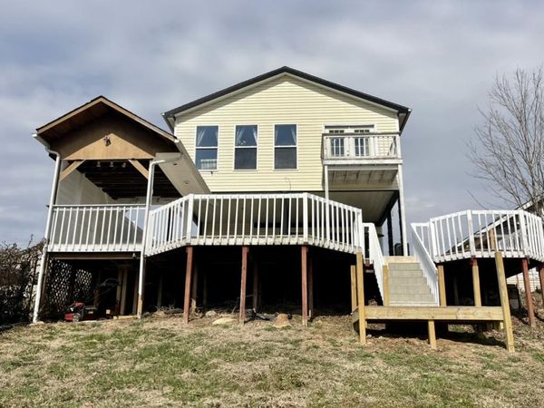 415 Riverside Drive, Chesapeake, OH 45619