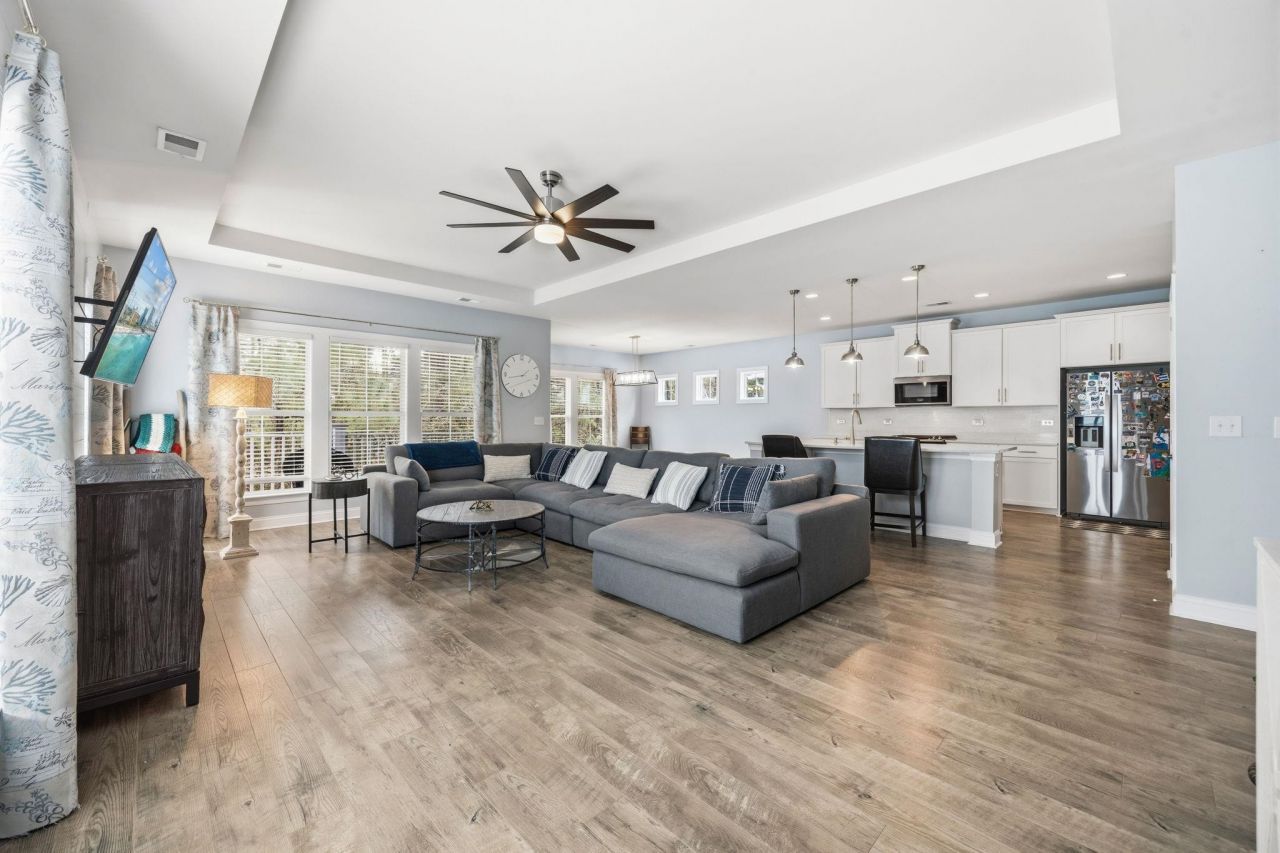 201 Splendor Circle  Photo 14