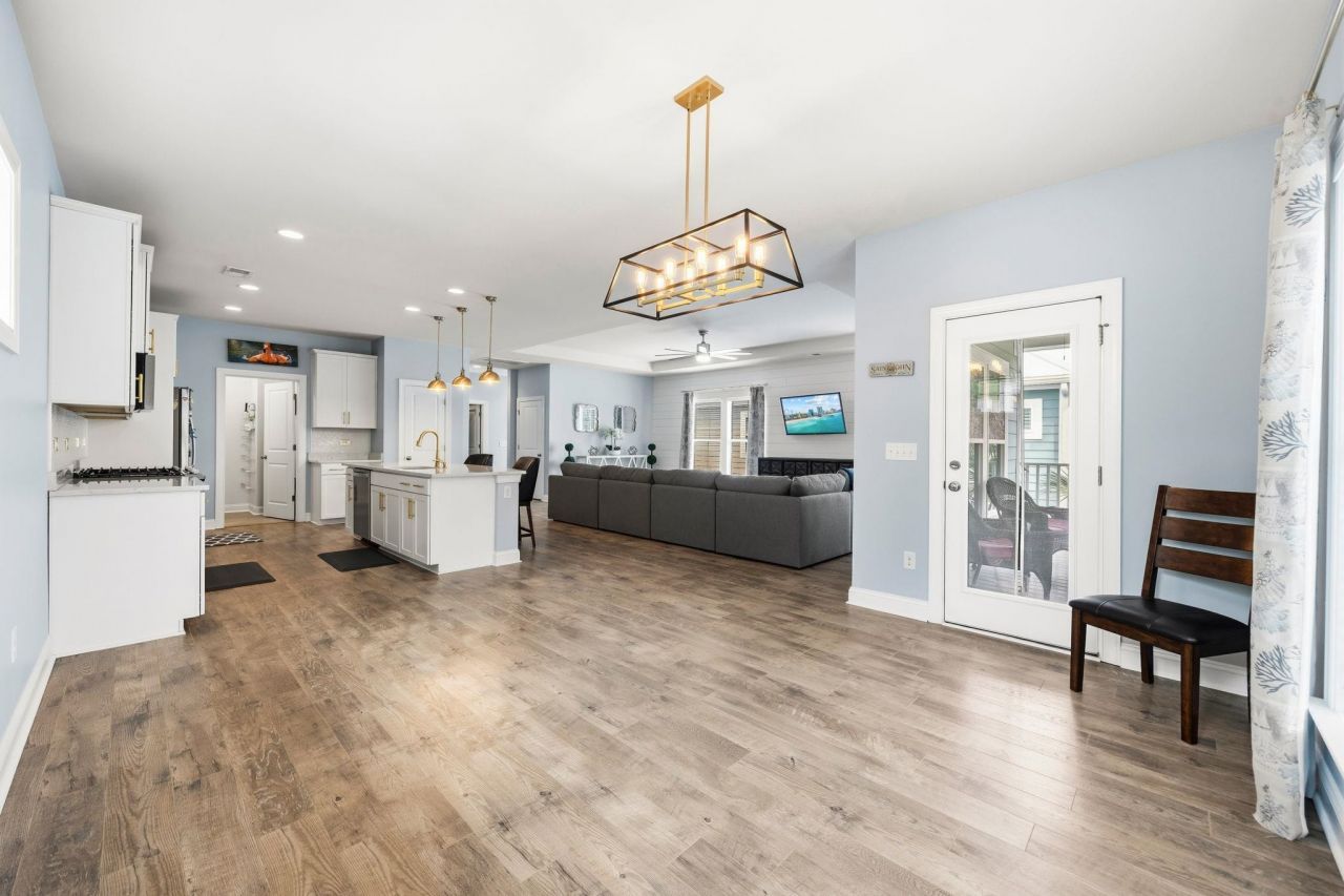 201 Splendor Circle  Photo 23