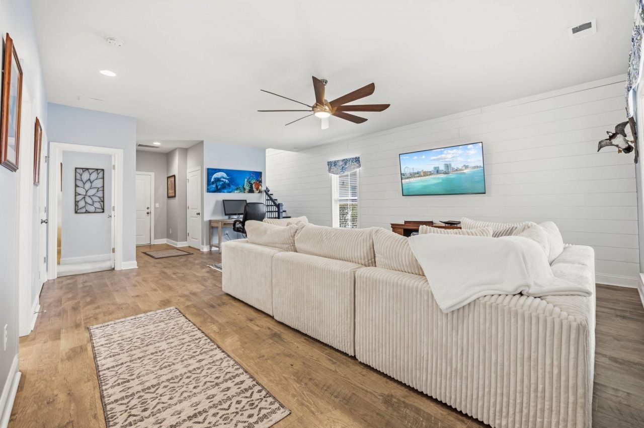 201 Splendor Circle  Photo 24