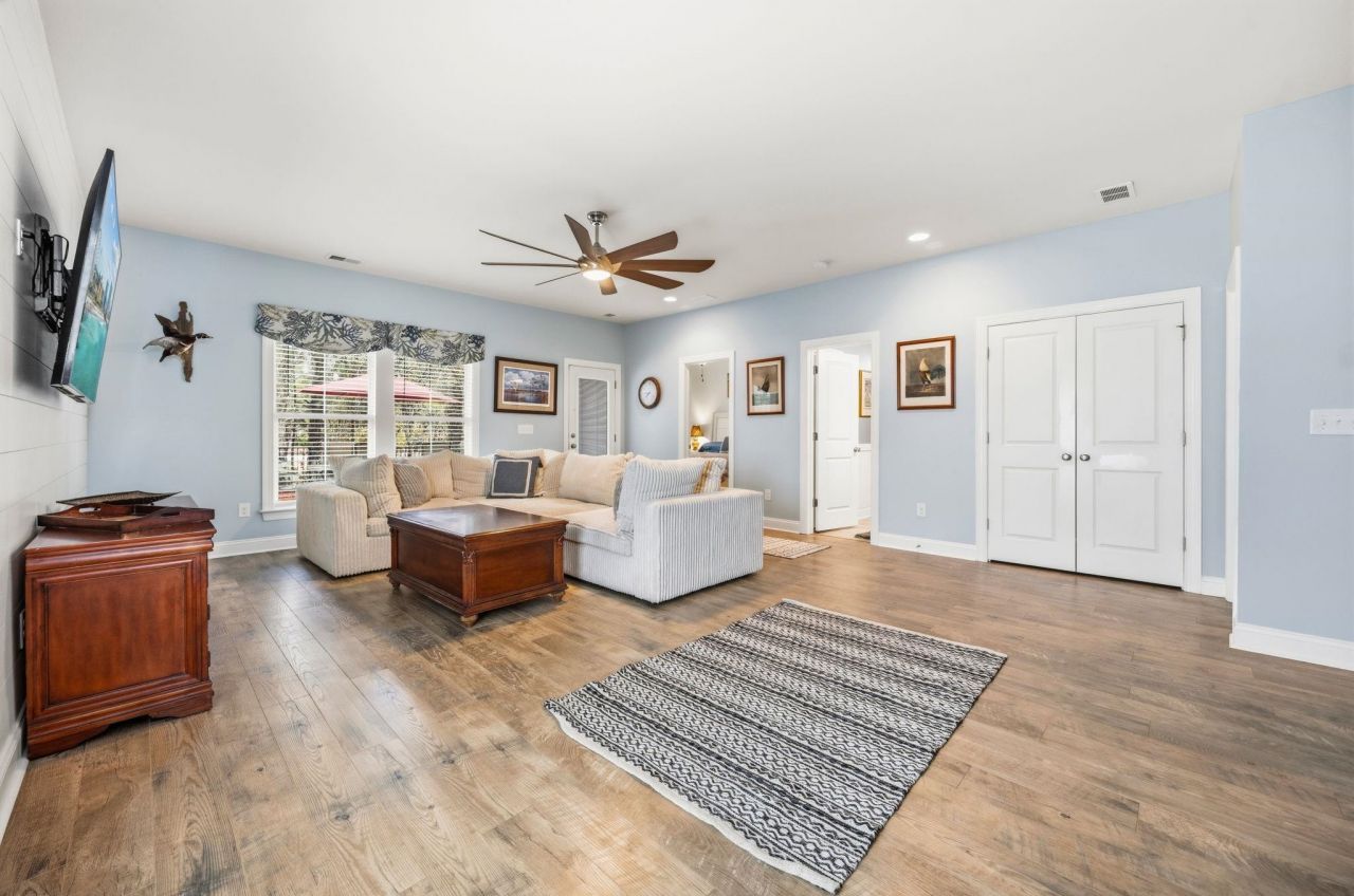 201 Splendor Circle  Photo 25