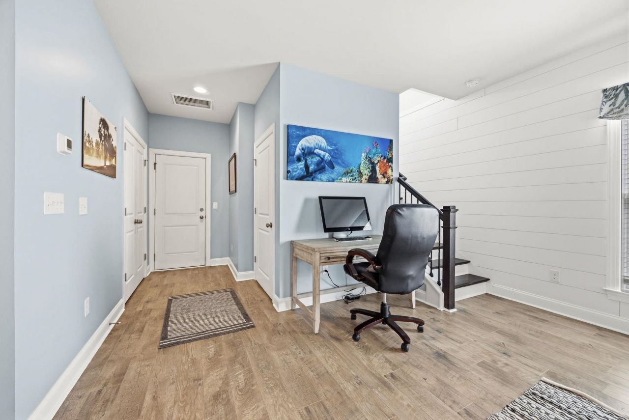 201 Splendor Circle  Photo 27