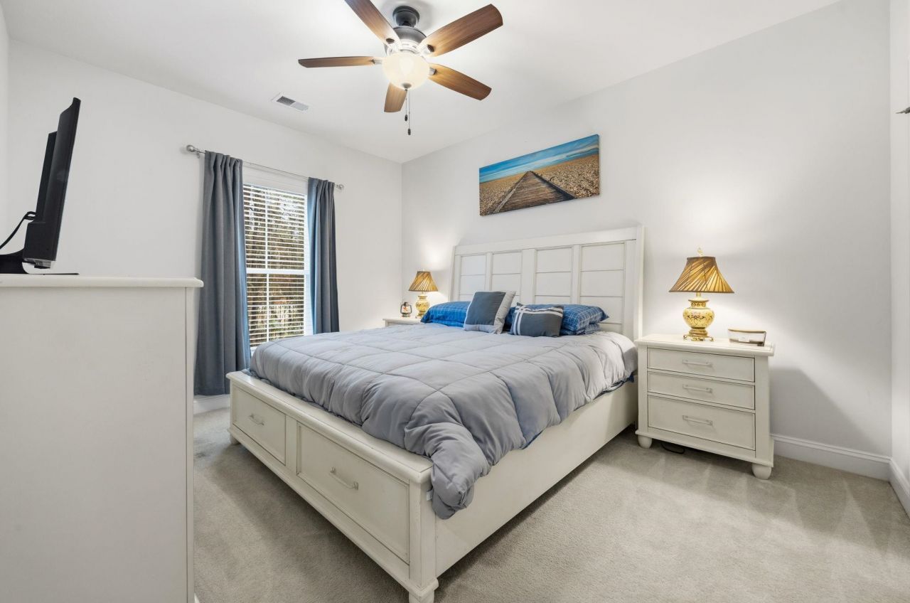 201 Splendor Circle  Photo 35