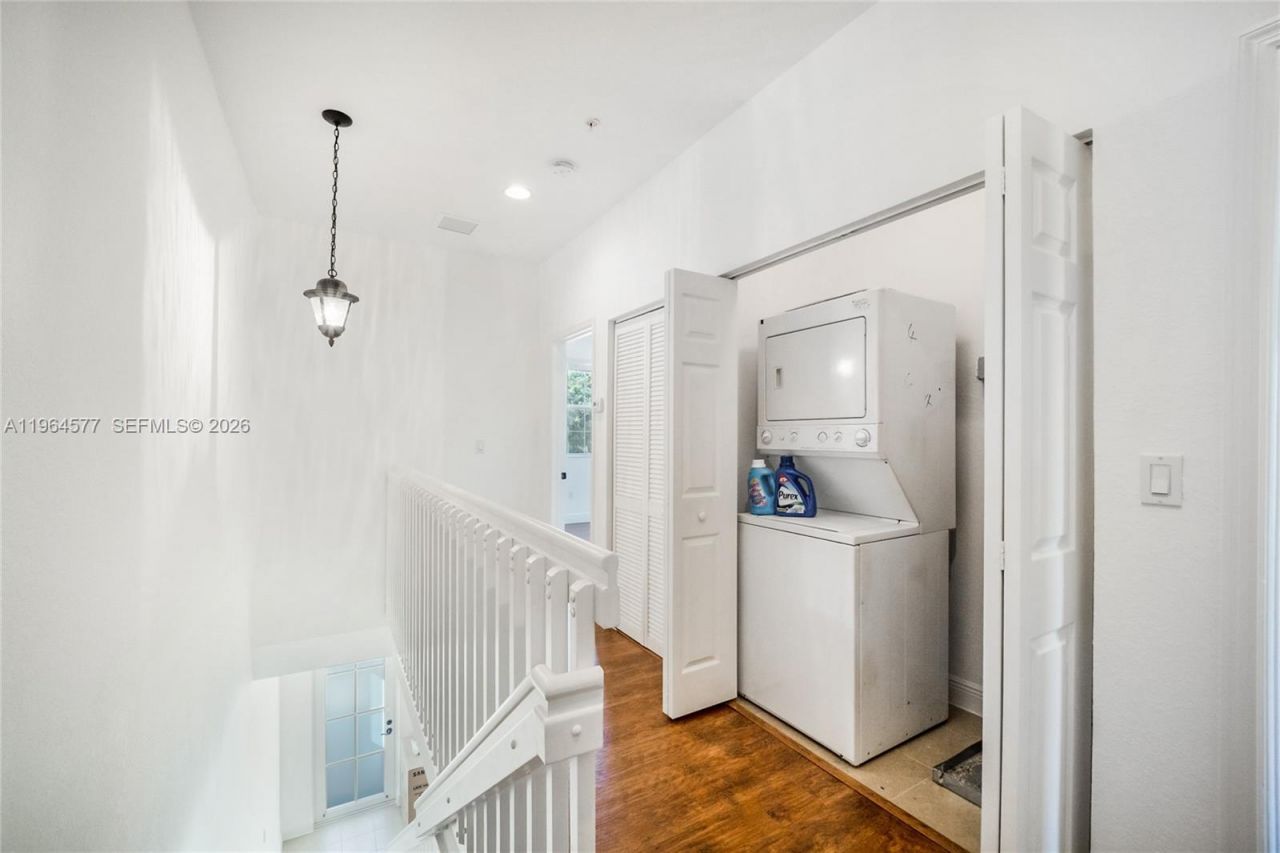 1302 SW 147th Ter , Pembroke Pines, FL 33027 Photo