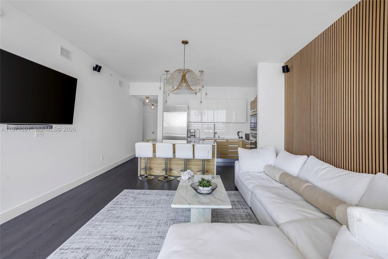 2020 N Bayshore Dr, Unit 3509, Miami, FL 33137 Photo