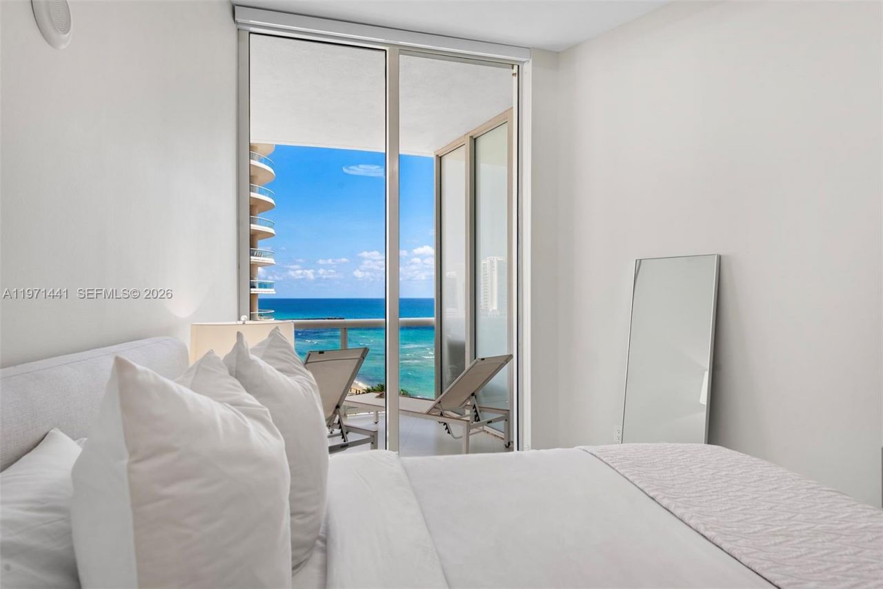 16001 Collins Ave , Unit 803, Sunny Isles Beach, FL 33160 Photo
