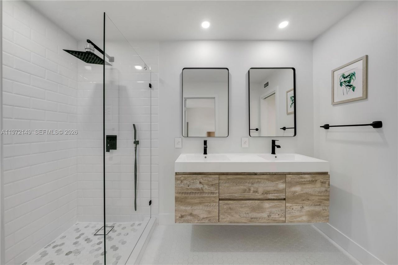 3068 NE 49th St, Fort Lauderdale, FL 33308 Photo