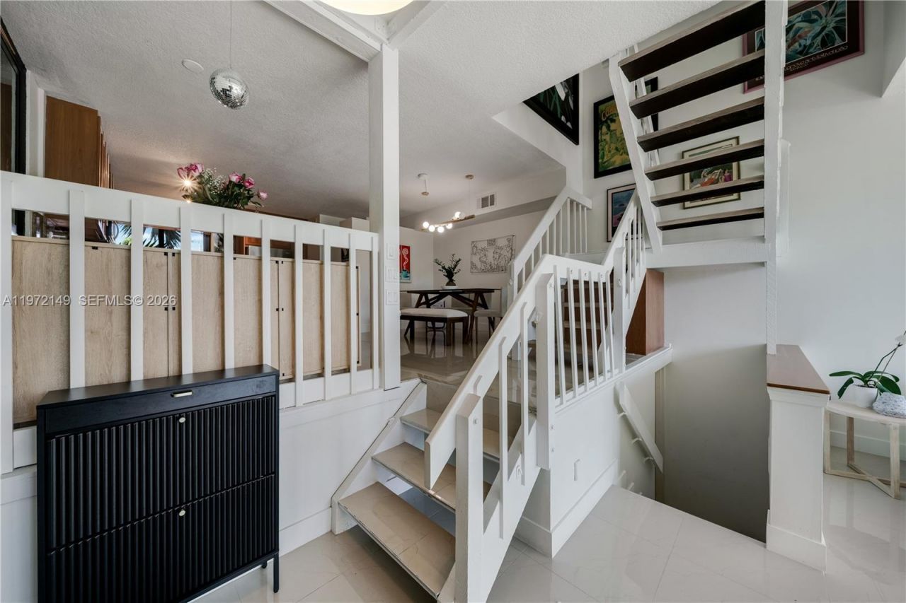 3068 NE 49th St, Fort Lauderdale, FL 33308 Photo