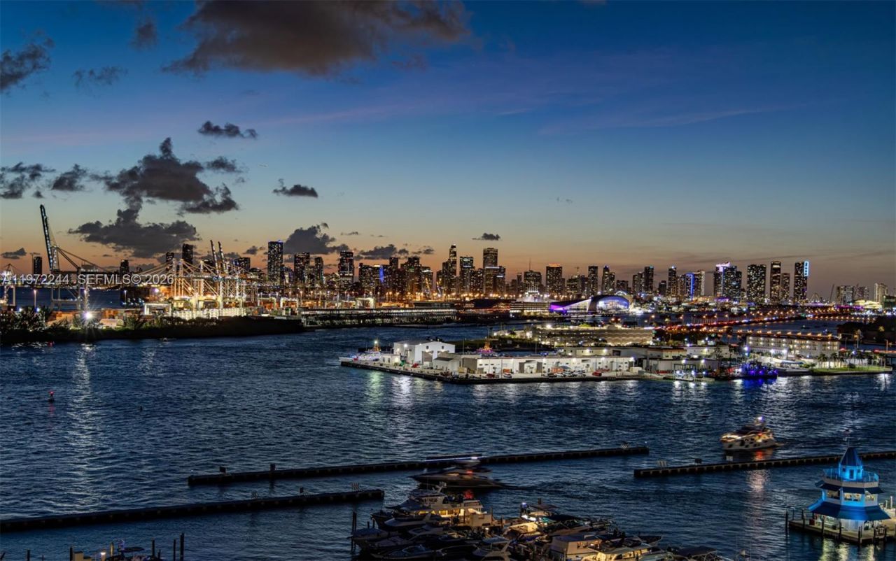 90 Alton Rd , Unit 1702, Miami Beach, FL 33139 Photo