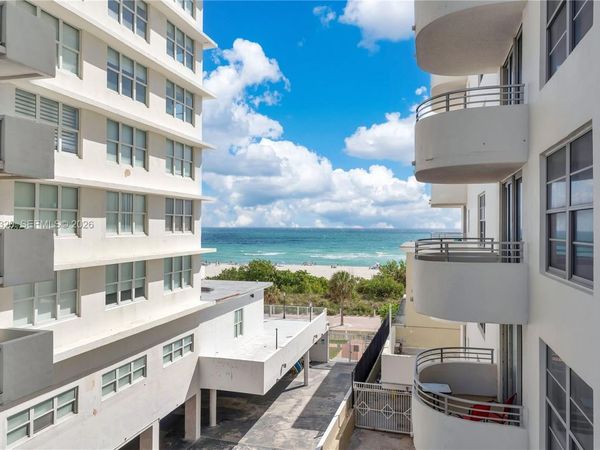 5555 Collins Ave, Unit 5B, Miami Beach, FL 33140