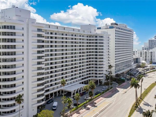 5555 Collins Ave , Unit 5B, Miami Beach, FL 33140