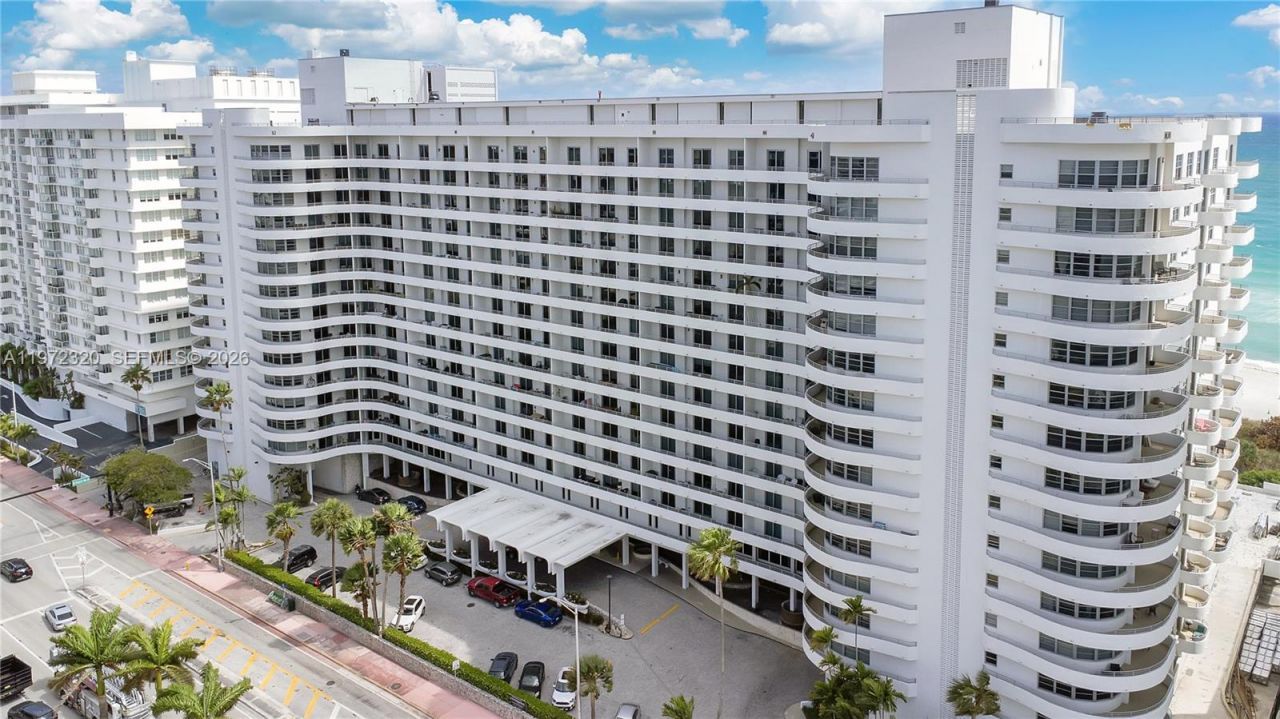 5555 Collins Ave, Unit 5B, Miami Beach, FL 33140 Photo