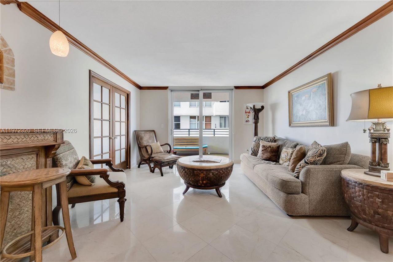 5555 Collins Ave, Unit 5B, Miami Beach, FL 33140 Photo