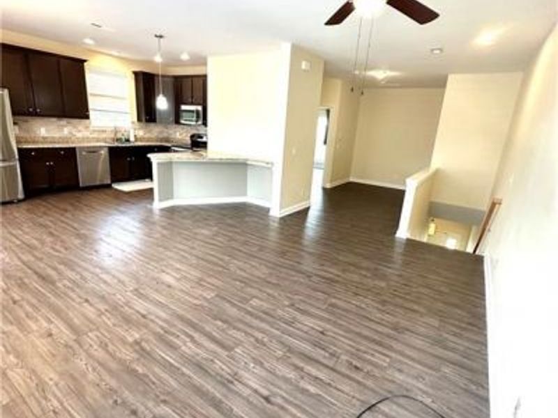 199 E Rochelle Street, Unit I199, Cincinnati, OH 45219 Photo 12