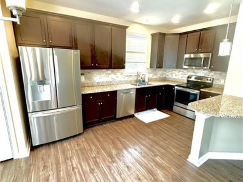 199 E Rochelle Street, Unit I199, Cincinnati, OH 45219 Photo 5