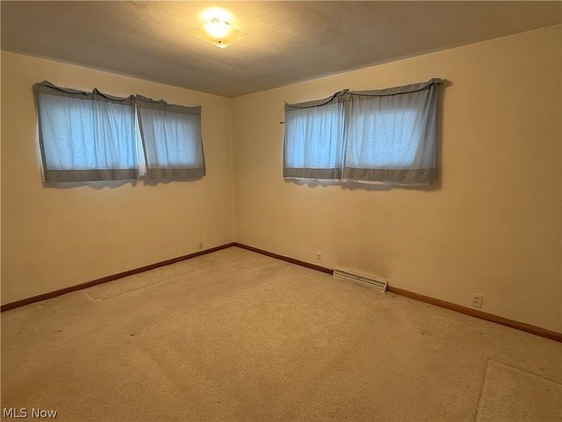 329 N Forest Avenue, Steubenville, OH 43952 Photo 11