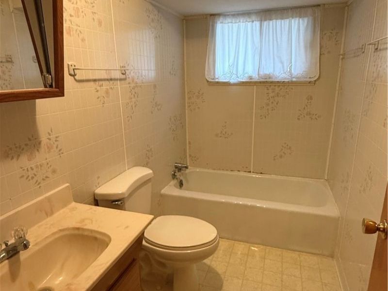 329 N Forest Avenue, Steubenville, OH 43952 Photo 14