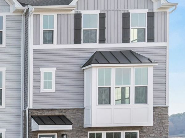 1195 Olivia Drive, Oakdale, PA 15071