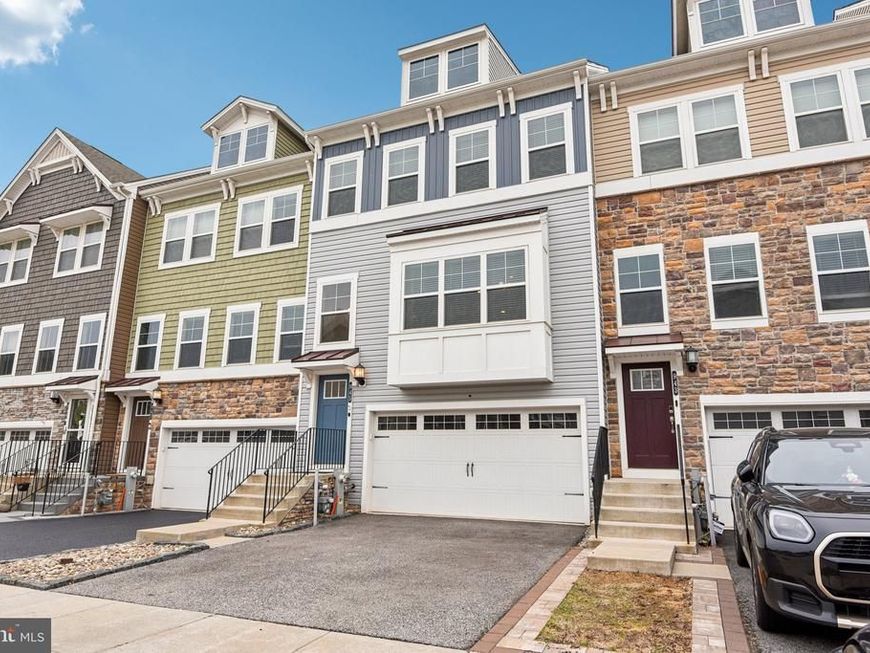 945 Thurston Lane, Glen Burnie, MD 21060 Main Photo