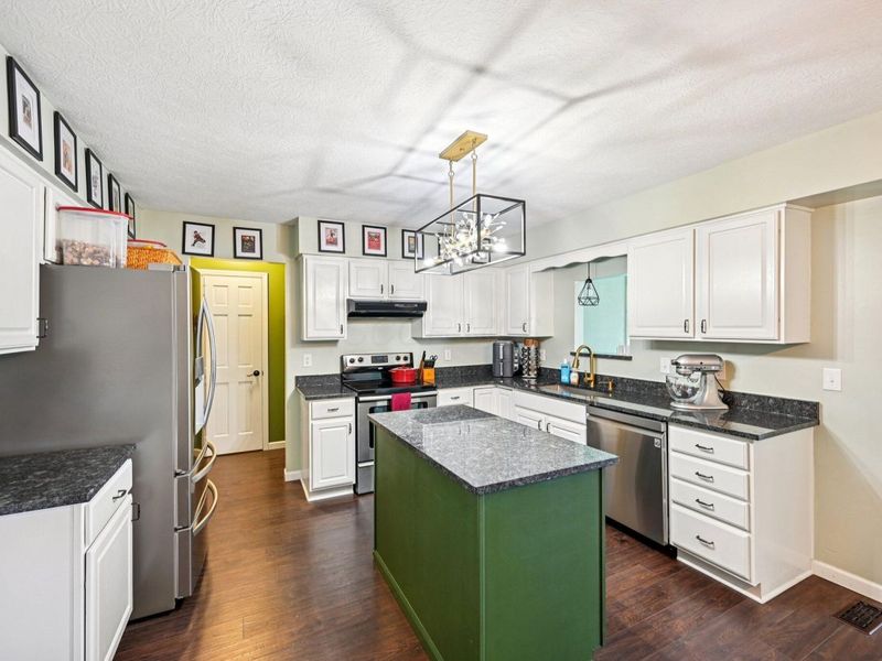 3535 Lake Albert Way, Grove City, OH 43123 Photo 9